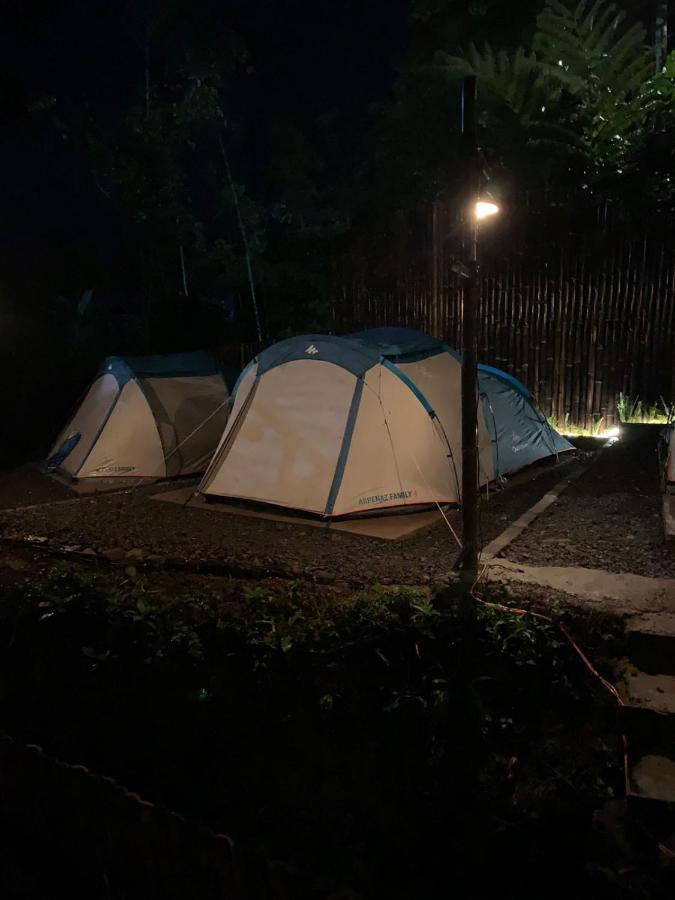 Camp Segitiga Hotel Pangalengan Exterior photo